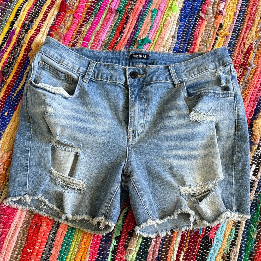 Distressed Flamingals Size XL Denim Women Shorts